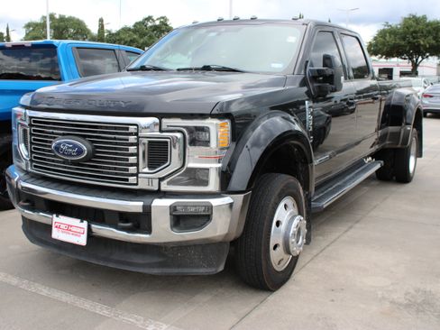 Used 2021 Ford F450 Lariat w/ Lariat Ultimate Package AWD/4WD image 4