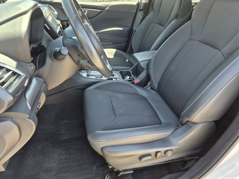 Used 2020 Subaru Forester Premium AWD/4WD image 16