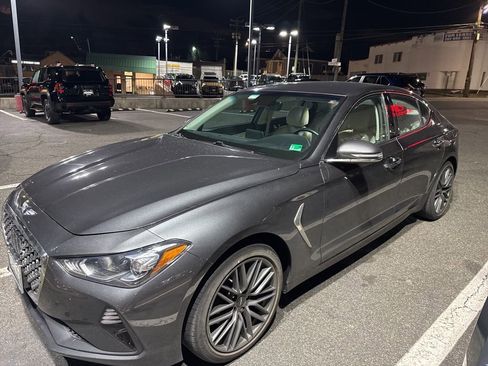 Used 2019 Genesis G70 2.0T Advanced image 2