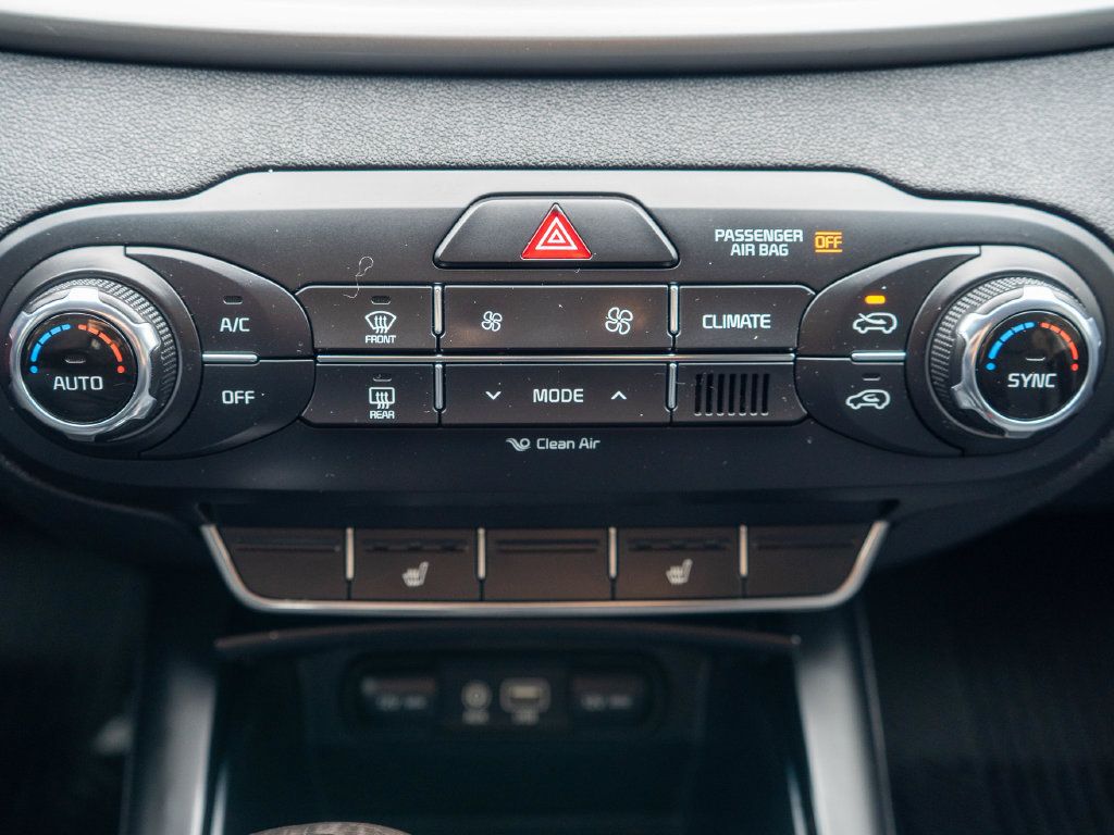 Used 2018 Kia Sorento AWD image 24