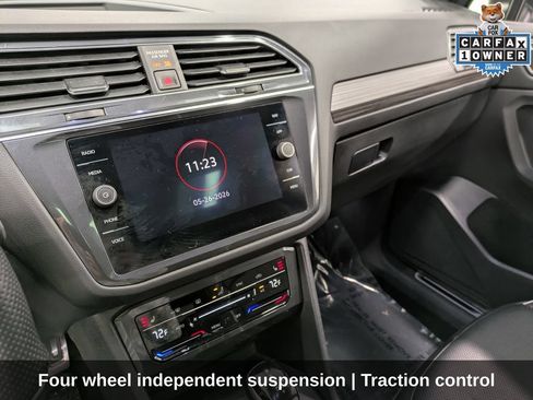 Used 2022 Volkswagen Tiguan SEL R-Line AWD/4WD image 15