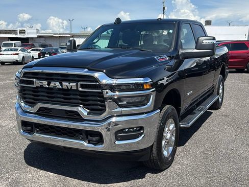 Used 2026 RAM 2500 Big Horn AWD/4WD image 2