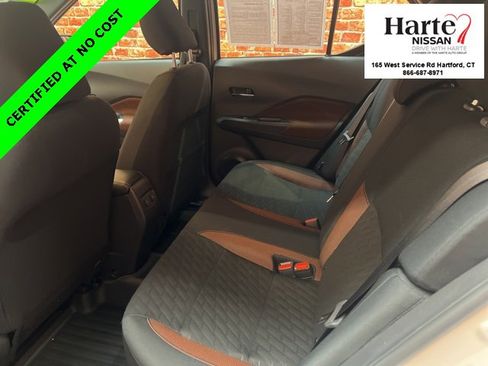 Used 2024 Nissan Kicks SR image 12