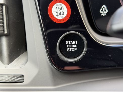 New 2026 Porsche Cayenne GTS image 33