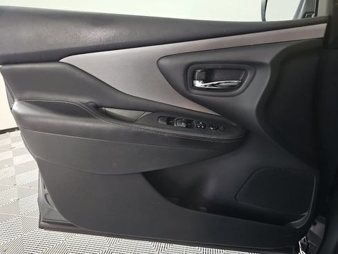 Used 2020 Nissan Murano SV FWD image 22