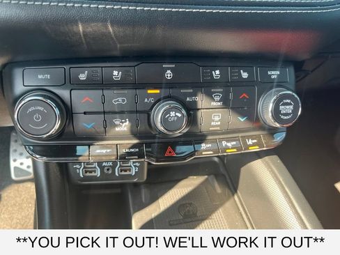 Used 2021 Dodge Durango SRT Hellcat w/ Technology Group AWD/4WD image 18