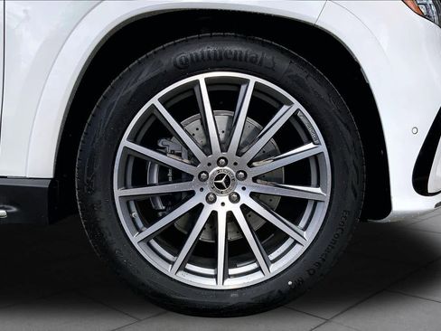 New 2026 Mercedes-Benz GLS 450 4MATIC image 15