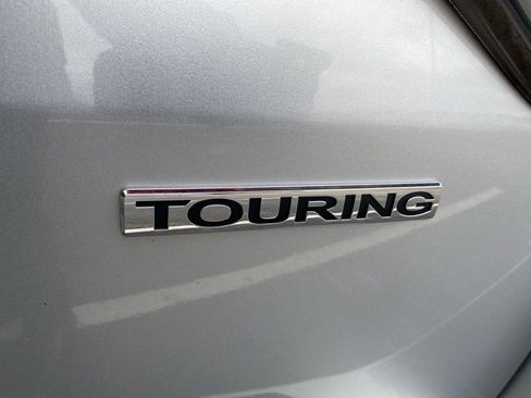 Used 2015 Honda Odyssey Touring image 17