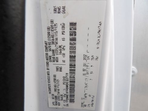 Used 2021 Ford E-350 and Econoline 350 Super Duty image 50