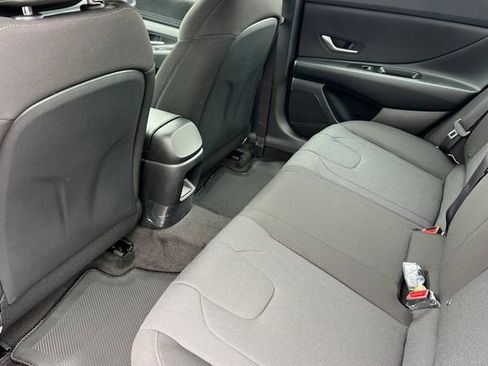 New 2026 Hyundai Elantra SE FWD image 11
