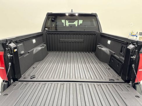 Used 2024 Toyota Tacoma Limited AWD/4WD image 34