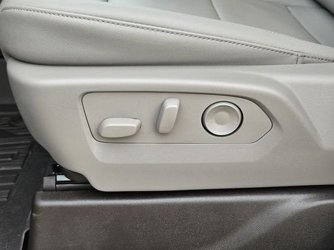 New 2026 GMC Sierra 2500 SLT w/ Texas SLT Premium Package image 27