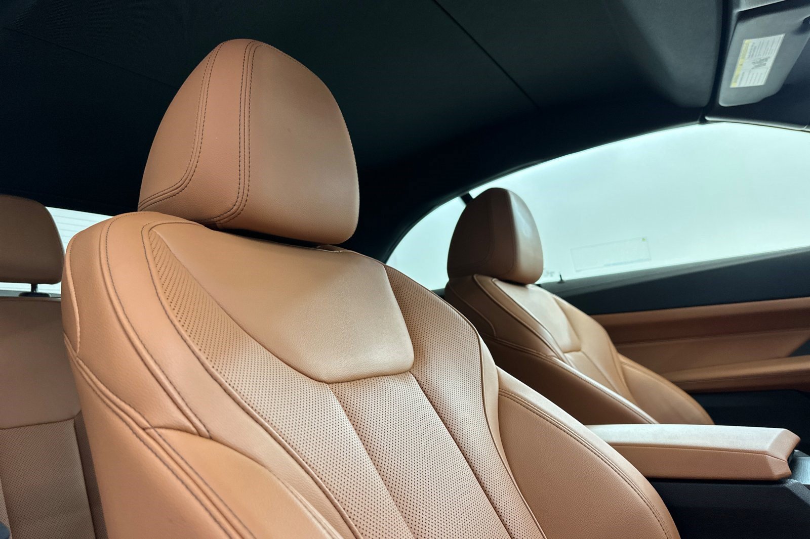 Used 2024 BMW 430i Convertible w/ M Sport Package RWD image 23