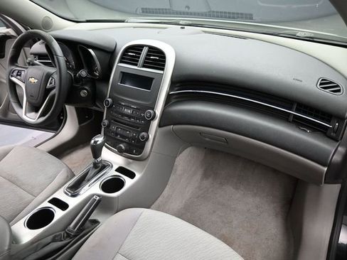 Used 2014 Chevrolet Malibu LS image 38