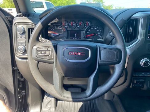 Used 2025 GMC Sierra 1500 Pro w/ Pro Value Package AWD/4WD image 16