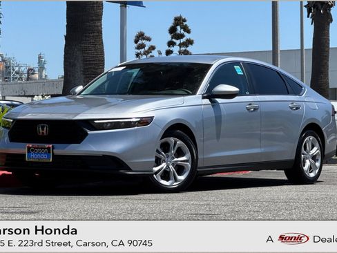Certified 2025 Honda Accord SE image 1