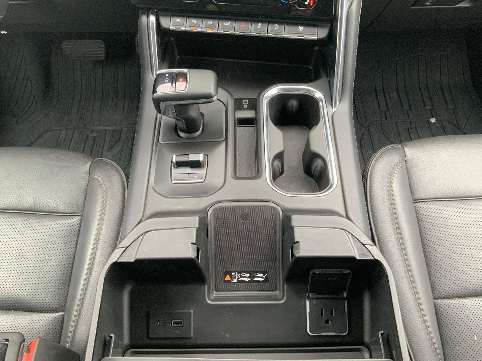 Used 2024 GMC Sierra 1500 Denali AWD/4WD image 41