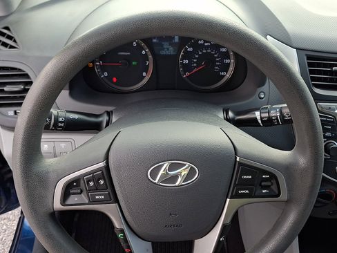 Used 2015 Hyundai Accent GLS w/ Option Group 02 image 19