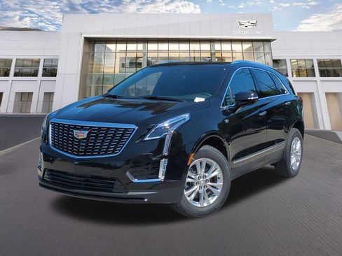 Used 2026 Cadillac XT5 Luxury w/ LPO, Floor Liner Package FWD image 1