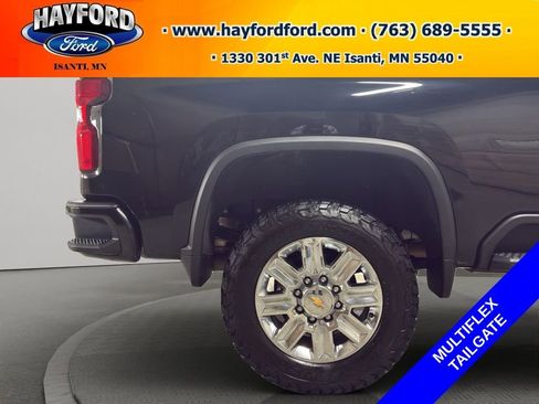 Used 2024 Chevrolet Silverado 3500 High Country w/ High Country Premium Package image 26