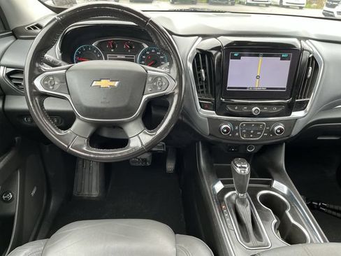 Used 2018 Chevrolet Traverse LT w/ LPO, Floor Liner Package AWD/4WD image 12