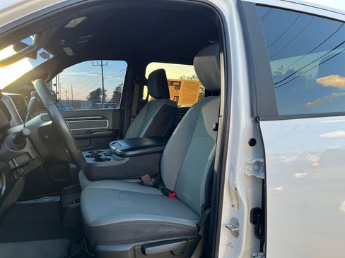 Used 2022 RAM 2500 Big Horn image 10