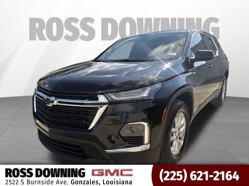 Used 2022 Chevrolet Traverse LS FWD image 1