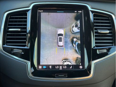 Used 2023 Volvo XC90 T8 Ultimate image 15