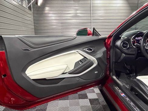 Used 2021 Chevrolet Camaro SS w/ Wild Cherry Design Package 1 image 30