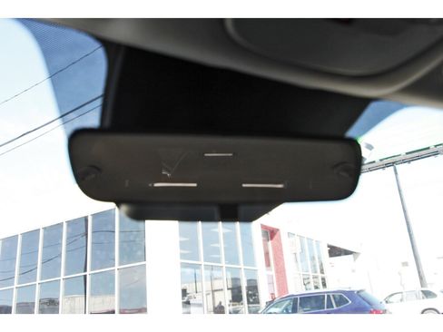 Certified 2025 Kia Sorento LX image 24