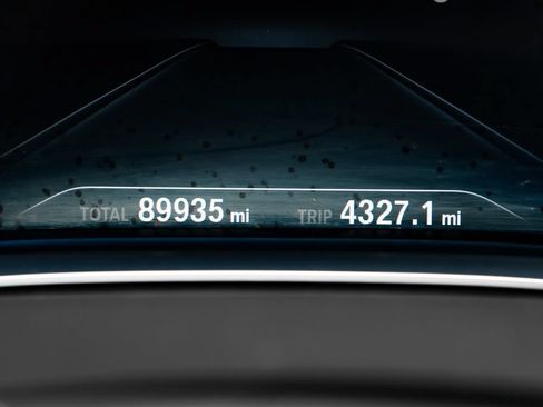 Used 2018 BMW 740i RWD image 18