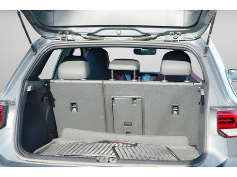 Used 2024 Volkswagen GTI SE w/ SE Leather Seats Package image 12