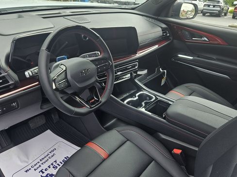 New 2026 Chevrolet Traverse RS FWD image 10