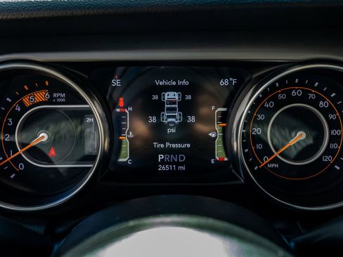 Used 2022 Jeep Wrangler Unlimited Sport w/ Sun And Sound Package image 20