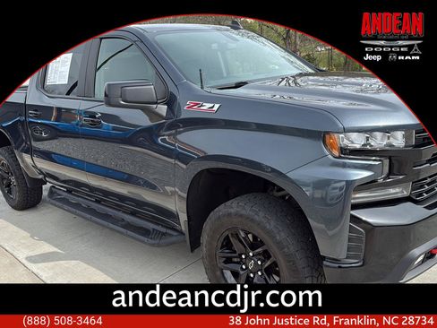 Used 2021 Chevrolet Silverado 1500 LT Trail Boss w/ Bed Protection Package AWD/4WD image 1