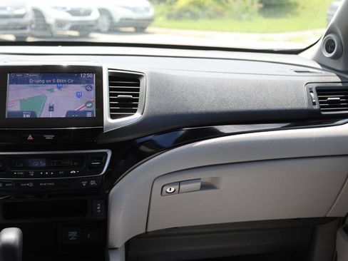Used 2017 Honda Ridgeline RTL-E image 24