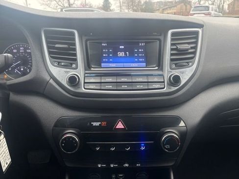 Used 2016 Hyundai Tucson SE w/ Option Group 02 image 18