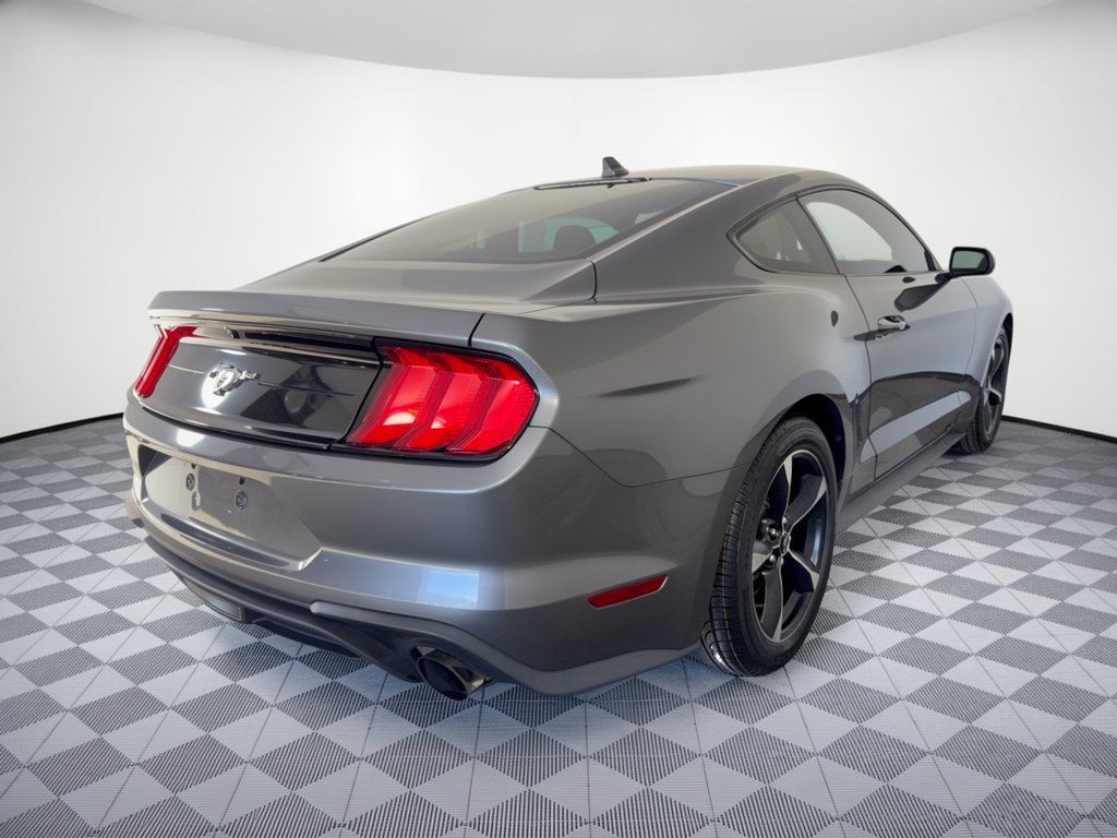 Used 2021 Ford Mustang Coupe RWD image 9