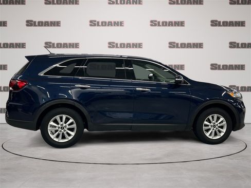 Used 2019 Kia Sorento LX image 6