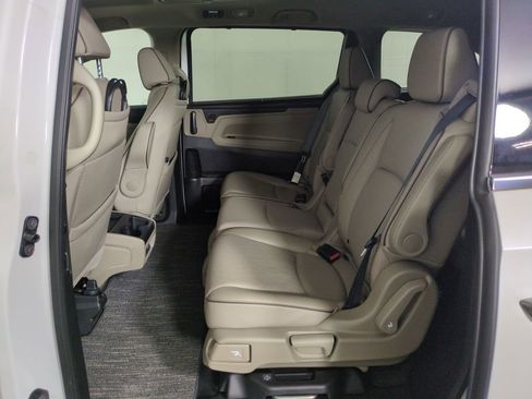 Certified 2024 Honda Odyssey Elite image 29