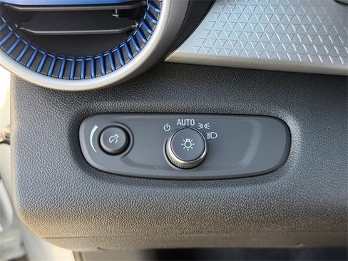 New 2026 Chevrolet Trax LS w/ LS Convenience Package image 21