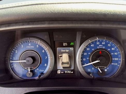 Used 2019 Toyota Sienna XLE w/ XLE Navigation Package AWD/4WD image 11