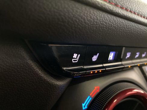 Used 2022 Chevrolet Blazer RS w/ Enhanced Convenience Package image 22