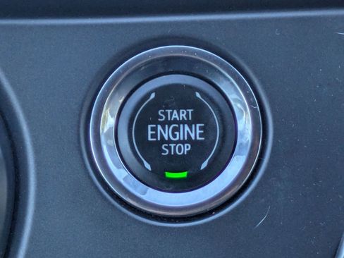 Used 2019 Chevrolet Blazer RS image 17