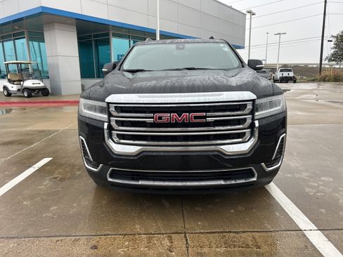 Used 2023 GMC Acadia SLE w/ Driver Convenience Package image 5