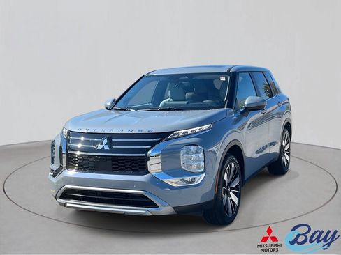 New 2026 Mitsubishi Outlander SE FWD image 1