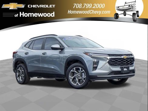 Certified 2025 Chevrolet Trax LT w/ LT Convenience Package FWD image 1