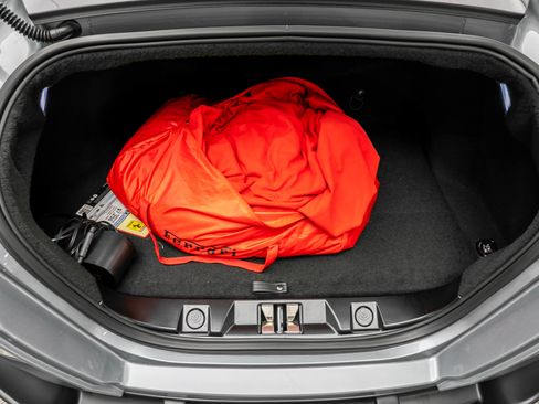 Certified 2024 Ferrari Roma image 25