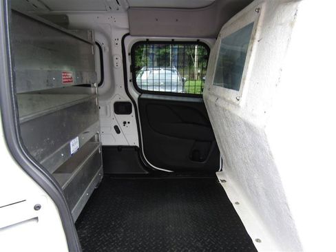 Used 2019 RAM ProMaster City Tradesman SLT image 30