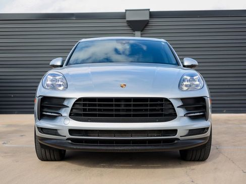 Certified 2019 Porsche Macan image 10